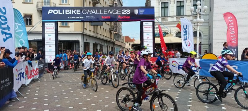 Sute de bicicliști, la Poli Bike Challenge