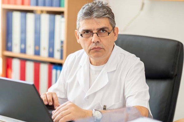 Prof. univ. dr. Ovidiu Fira Mladinescu