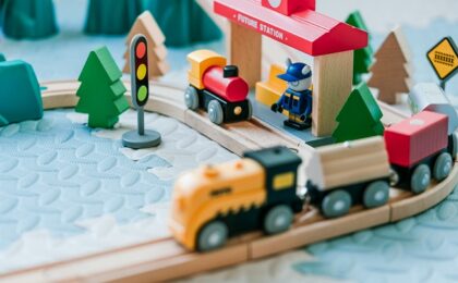 Idei de cadouri mici care aduc bucurie în sezonul sărbătorilor