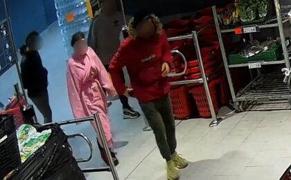 Furt și operațiuni financiare în mod fraudulos, la Sânnicolau Mare (video)