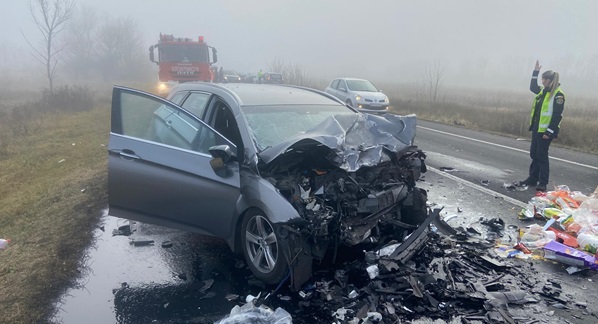 Impact violent în vestul țării, un șofer și-a pierdut viața