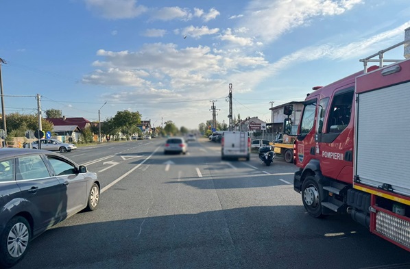 Accident lângă Timișoara, un motociclist s-a dezechilibrat și a căzut pe carosabil 1 Accident lângă Timișoara, un motociclist s-a dezechilibrat și a căzut pe carosabil