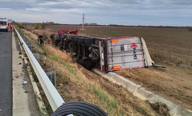 Accident pe autostrada A1, în zona localității Izvin