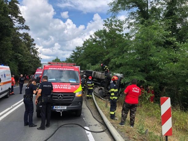 Accident mortal pe DN7: șofer proiectat prin parbriz