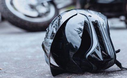 Un tânăr motociclist a murit într-un accident în vestul țării