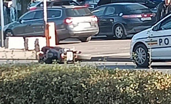 Motociclist accidentat grav de o tânără şoferiţă, în Timişoara