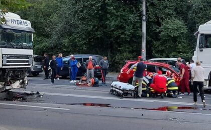 A murit bărbatul rănit grav în accidentul de la Pădurea Verde, în Timişoara 1 A murit bărbatul rănit grav în accidentul de la Pădurea Verde, în Timişoara
