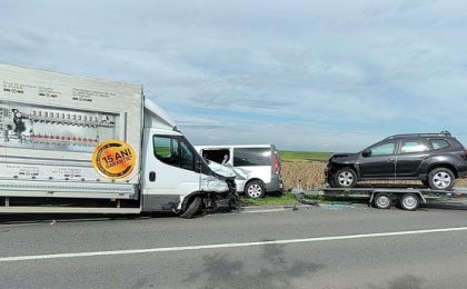 Accident cu 6 maşini, între Timişoara şi Arad