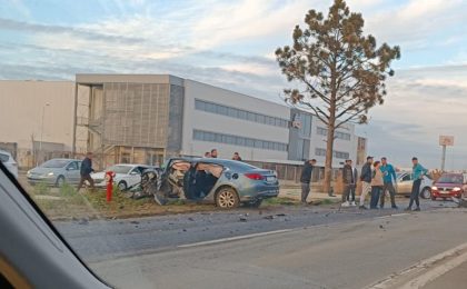 Accident grav pe Calea Șagului: 3 mașini implicate, un om a murit