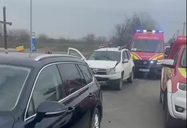 Accident cu două victime în Sânmihaiu Român (video) 1 Accident cu două victime în Sânmihaiu Român (video)