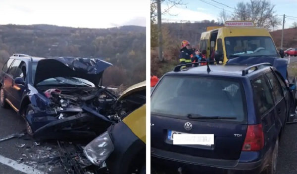 Accident în Banat: un autoturism a pătruns pe contrasens şi a izbit un microbuz cu elevi 1 Accident în Banat: un autoturism a pătruns pe contrasens şi a izbit un microbuz cu elevi