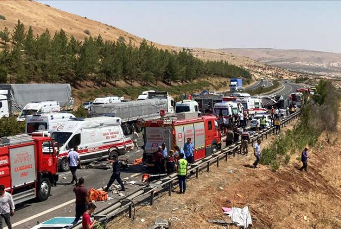 Grav accident în Turcia: 15 morți și 22 de răniți (video)