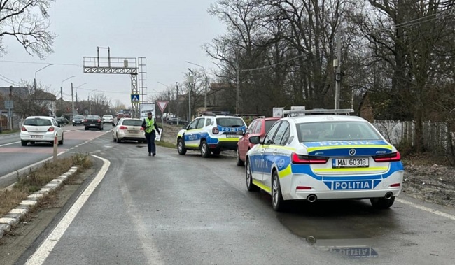 Acţiune de amploare a poliţiei în Timiş: 142 de amenzi, dintre care 92 pentru depășirea vitezei legale 1 Acţiune de amploare a poliţiei în Timiş: 142 de amenzi, dintre care 92 pentru depășirea vitezei legale