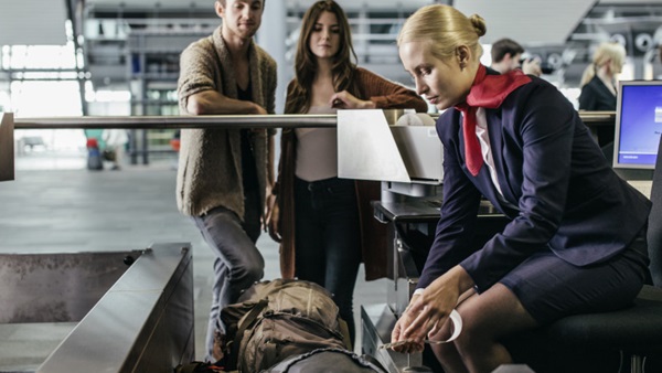 Greve în aeroporturile din Europa, în plin sezon de sărbători. Ce țări sunt afectate