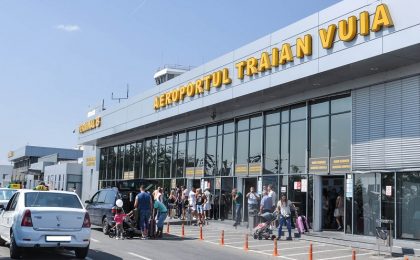 Avioane ”bară la bară” pe Aeroportul Timișoara
