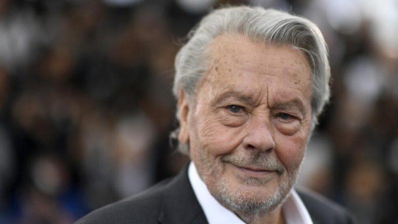 Alain Delon a murit