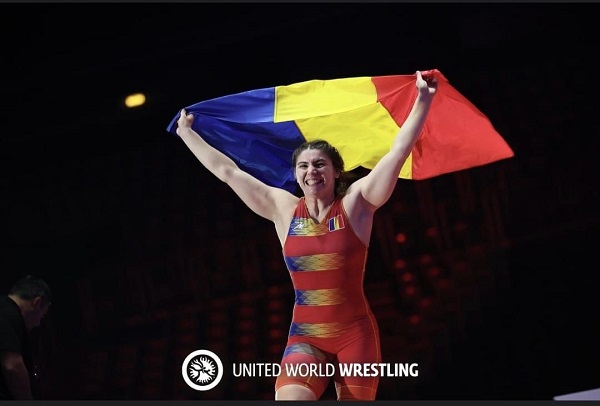 Alexandra Anghel, medaliată cu aur la Campionatele Europene de lupte