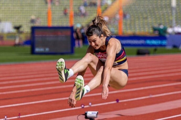 Alina Rotaru-Kottmann a obținut medalia de bronz, în proba de săritură în lungime, în cadrul Campionatelor Mondiale de Atletism de la Budapesta