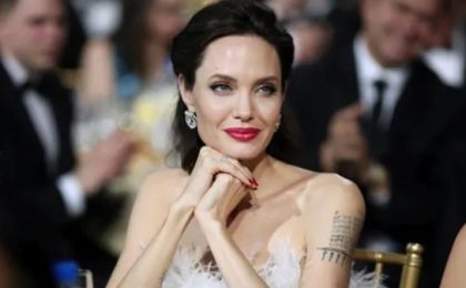 Angelina Jolie renunță la rolul său de ambasador al UNHCR