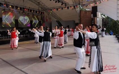 Ansamblul Folcloric ”Lugojana” sărbătorește 60 de ani de existență printr-un spectacol de excepție