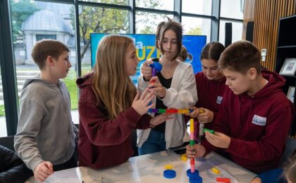 „Apa contează! Educație verde pentru viitor”. Program educațional pentru grupuri școlare, la Muzeul Apei Timișoara 6 „Apa contează! Educație verde pentru viitor”. Program educațional pentru grupuri școlare, la Muzeul Apei Timișoara