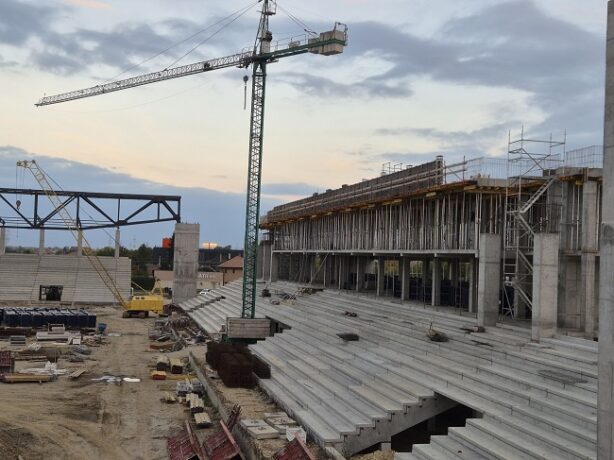 Arena Eroii Timișoarei prinde contur