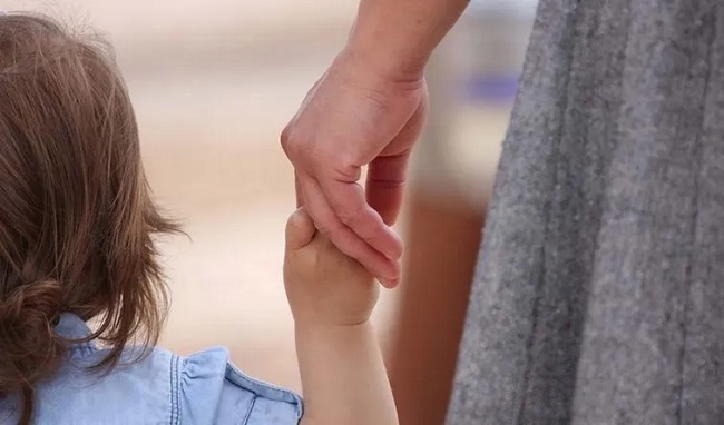 Se caută asistenţi maternali pentru micuţii din centrele de plasament, în Timiş 1 Se caută asistenţi maternali pentru micuţii din centrele de plasament, în Timiş
