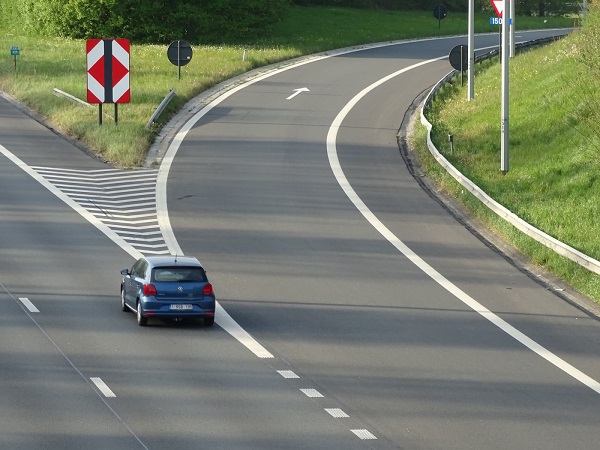 Un român și-a uitat soția pe o autostradă din Germania