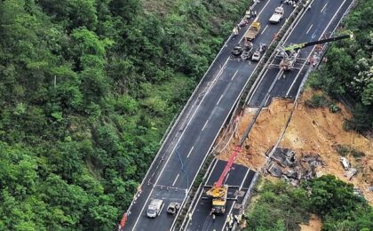 China: 19 persoane au murit după prăbușirea unei autostrăzi
