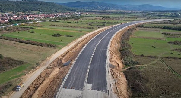 Lista proiectelor de autostrăzi la care se va lucra în 2022. Care sunt investițiile de infrastructură mare ale României