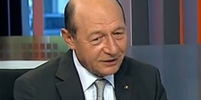 Traian Băsescu, internat în secția de boli infecțioase. Suferă de o viroză pulmonară