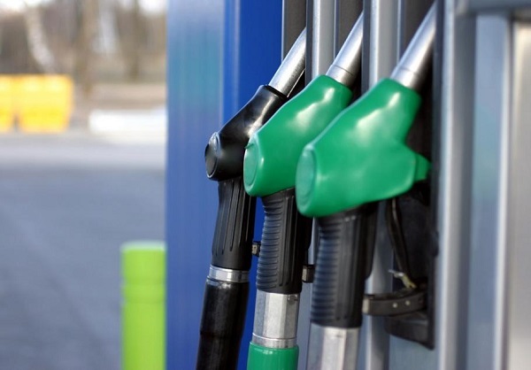Benzina și motorina din România se scumpesc din nou. Urmează o creștere masivă a prețurilor la carburanți