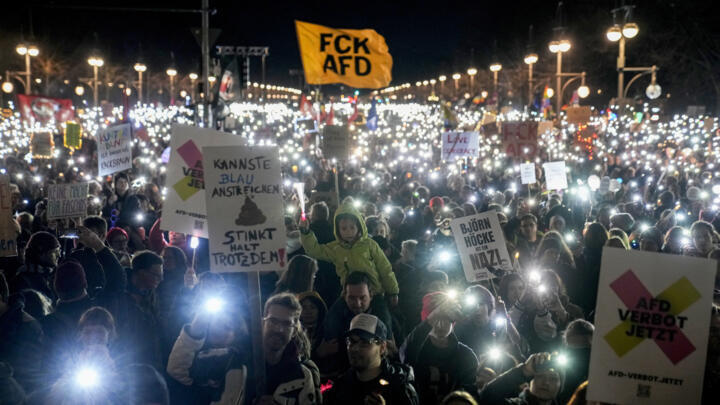 Protest cu zeci de mii de persoane la Berlin, față de propunerea de reducere a imigrației 1 Protest cu zeci de mii de persoane la Berlin, față de propunerea de reducere a imigrației