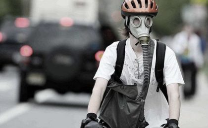 biciclist masca de gaze