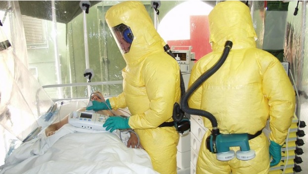 O nouă boală misterioasă dă fiori omenirii: 13 oameni s-au îmbolnăvit și au simptome similare Ebolei