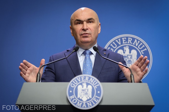 Bolojan i-a schimbat pe „miniștrii județeni”: a numit 27 de noi prefecți și subprefecți de la PNL-USR și a demis 58, după ieșirea PSD de la guvernare / Lista nominală