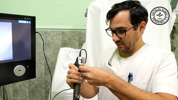 Procedură nouă, gratuită, la Spitalul Clinic CF Timișoara. Bronhoscopia permite vizualizarea și evaluarea căilor respiratorii