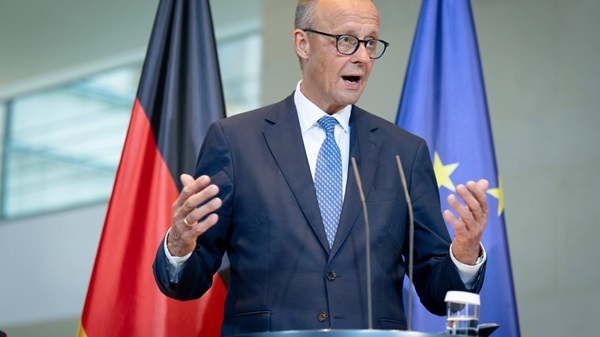 Semnal istoric dat de cancelarul german: „Ordinea mondială aşa cum o cunoşteam nu mai există! Europa tocmai s-a întors dintr-o vacanţă din istorie”