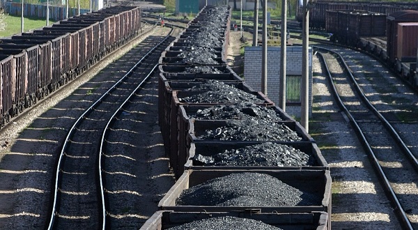 Ministerul Dezvoltării va deconta primăriilor până la 50% din suma facturată pentru cărbune, păcură sau biomasă