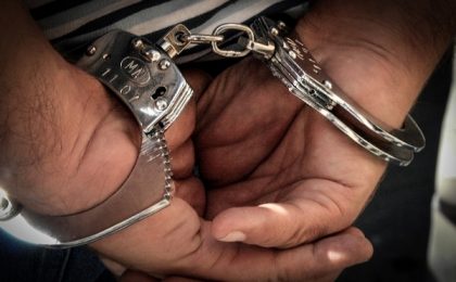 Bărbat condamnat la închisoare pentru evaziune fiscală, cumpărare de influență și constituire a unui grup infracțional organizat, prins în Italia