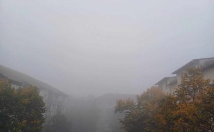 Cod galben de ceață, miercuri dimineața, în Timiș și Arad. Avertizare nowcasting de vânt puternic pentru județele Caraș-Severin și Hunedoara