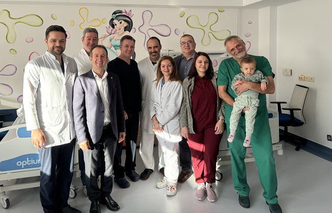 Medici timişoreni la specializare în chirurgie pediatrică, în Germania, printr-un proiect caritabil