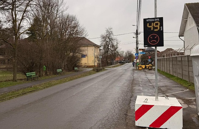 Cititoare de viteză, montate la propunerea comunității, în zone intens circulate din Timișoara