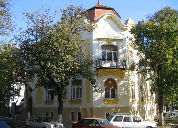 Inspectoratul Școlar Județean Timiș a solicitat guvernului 3.000.000 de euro pentru cumpărarea unui imobil