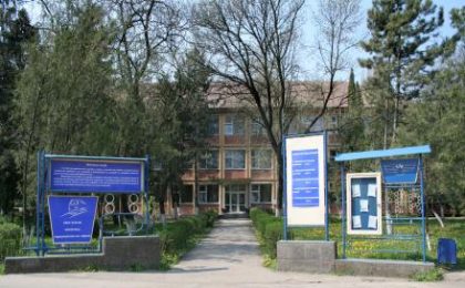 ISJ Timiș atacă în instanță HCL-ul prin care fostul liceu CFR și terenul aferent acestuia au fost atribuite Universității de Vest