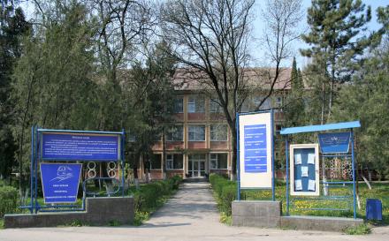 ISJ Timiș atacă în instanță HCL-ul prin care fostul liceu CFR și terenul aferent acestuia au fost atribuite Universității de Vest