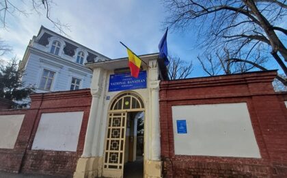 Singurul liceu din Timiș unde elevii de clasa a XII-a vor sta mai puține zile în bănci, pentru a se pregăti mai mult pentru bacalaureat și facultate