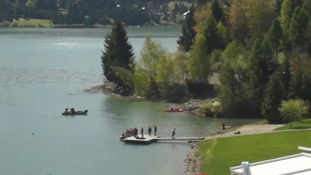 Detalii tulburătoare în cazul morţii lui Răzvan, băiatul de 17 ani din Lugoj înecat, după o petrecere, în lacul Colibiţa 1 Detalii tulburătoare în cazul morţii lui Răzvan, băiatul de 17 ani din Lugoj înecat, după o petrecere, în lacul Colibiţa