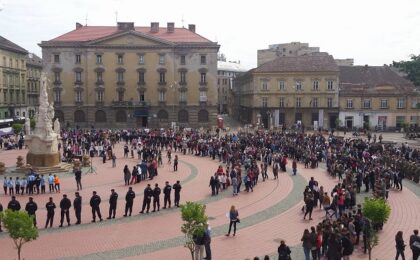 În Piața Libertății din Timişoara va avea loc cea mai mare lectură publică din România