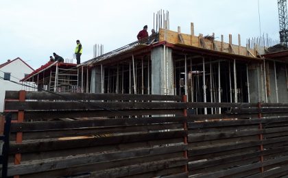 Timișul și Aradul, în top 3 al muncii la negru 7 constructii 2